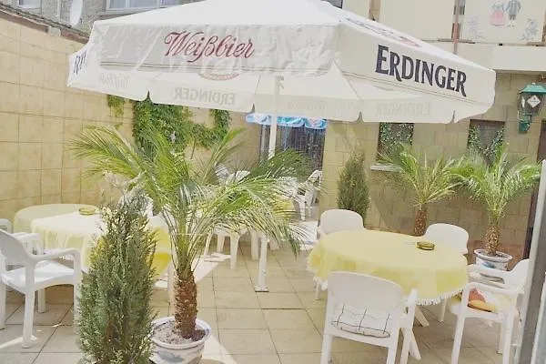 Hotell Zur Guten Quelle 2*